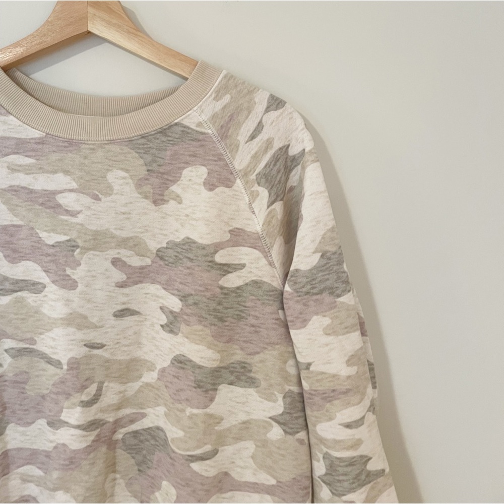 Old Navy Muted Cream Camo Sweatshirt NWOT - Picture 2 of 5